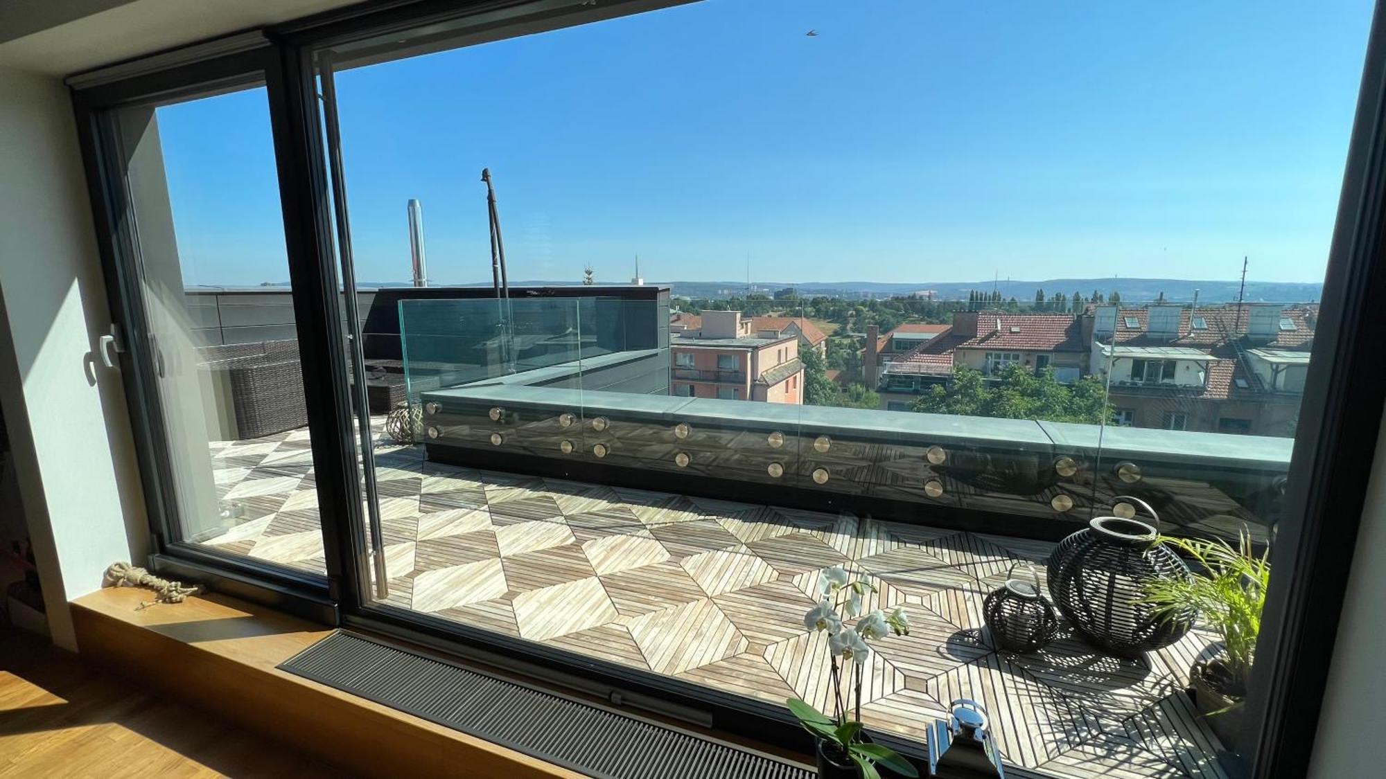 Apartman Se Saunou A Terasou S Vyhledem Na Brno Exterior photo